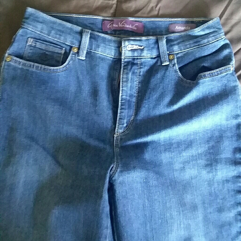 Gloria Vanderbilt jeans!