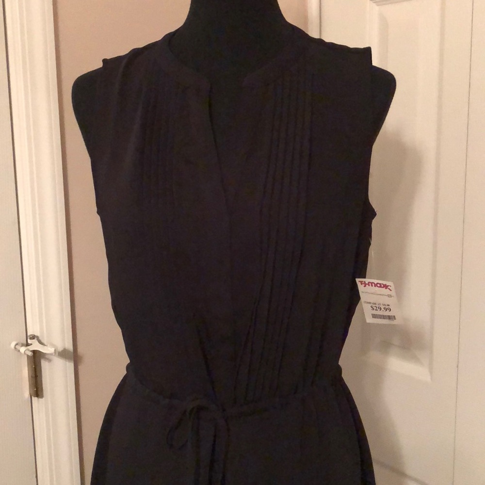 NEW Adrienne Vittadini Sleeveless Dress