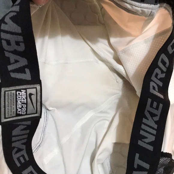 Nike Pro Combat Dri-Fit - Picture 4 of 5