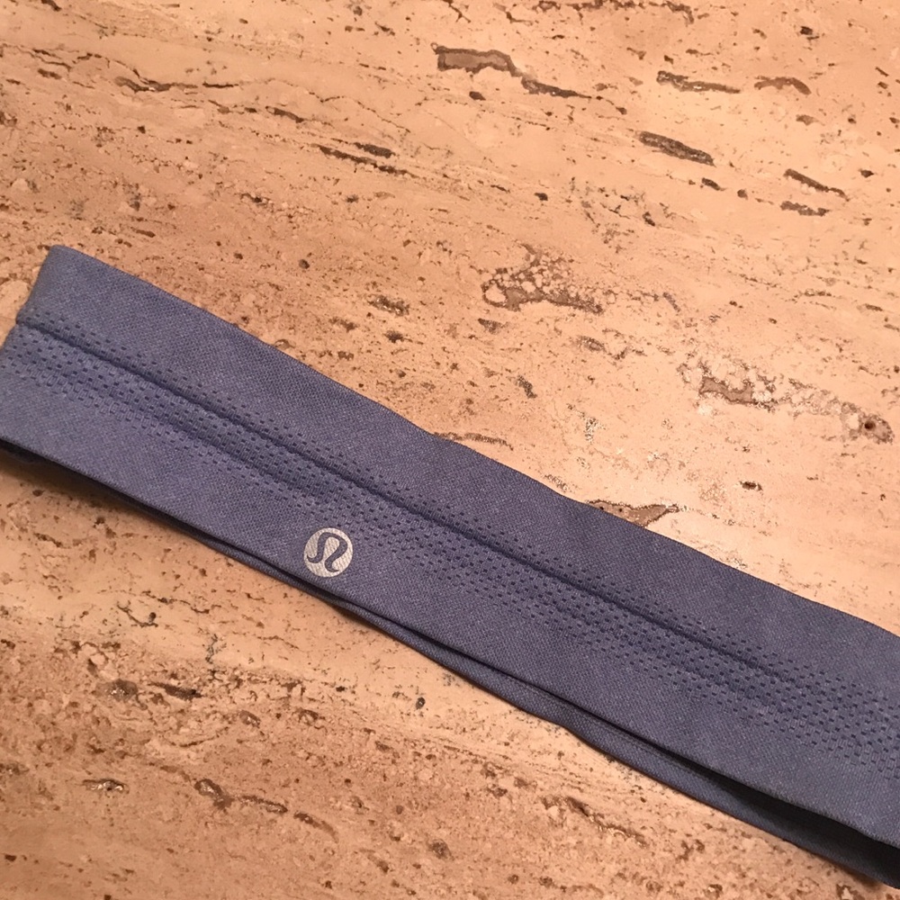 NWOT Lululemon light blue headband