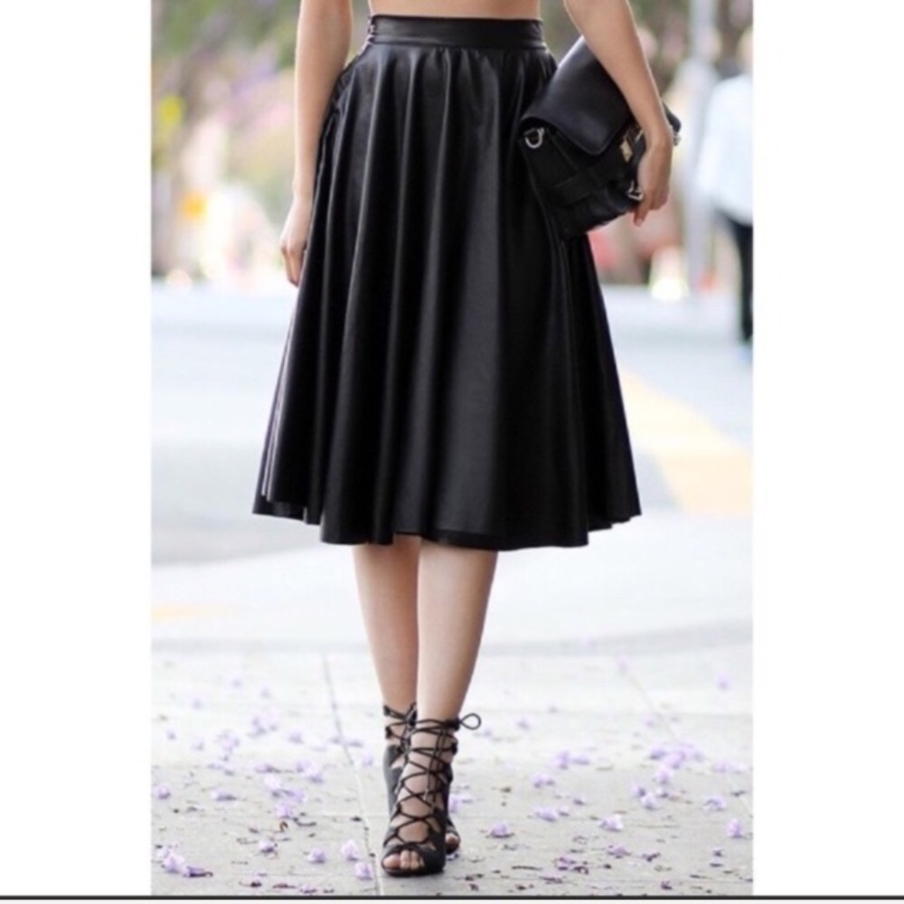 *CLEARANCE SALE* NEW MidiFaux LeatherSkirt💃