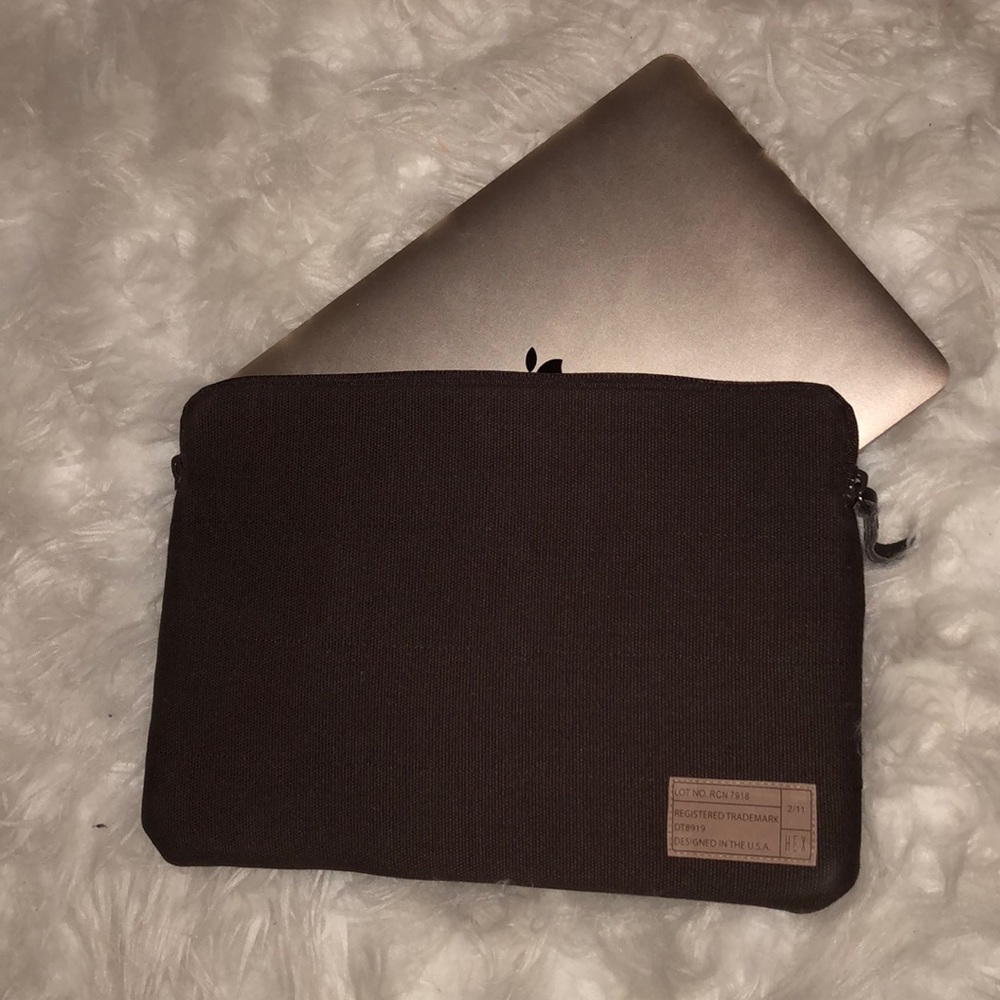 Macbook Case