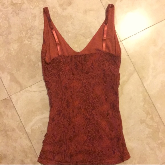 Express Rust Orange Snake Print Top - Picture 3 of 4