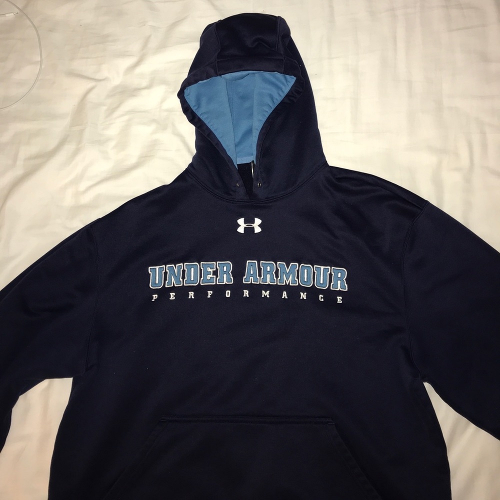 Under Armor Sweatshirt