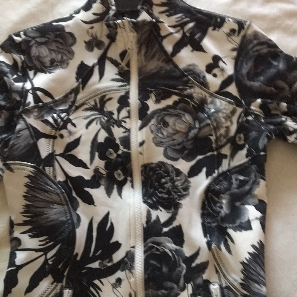 Lululemon zip jacket