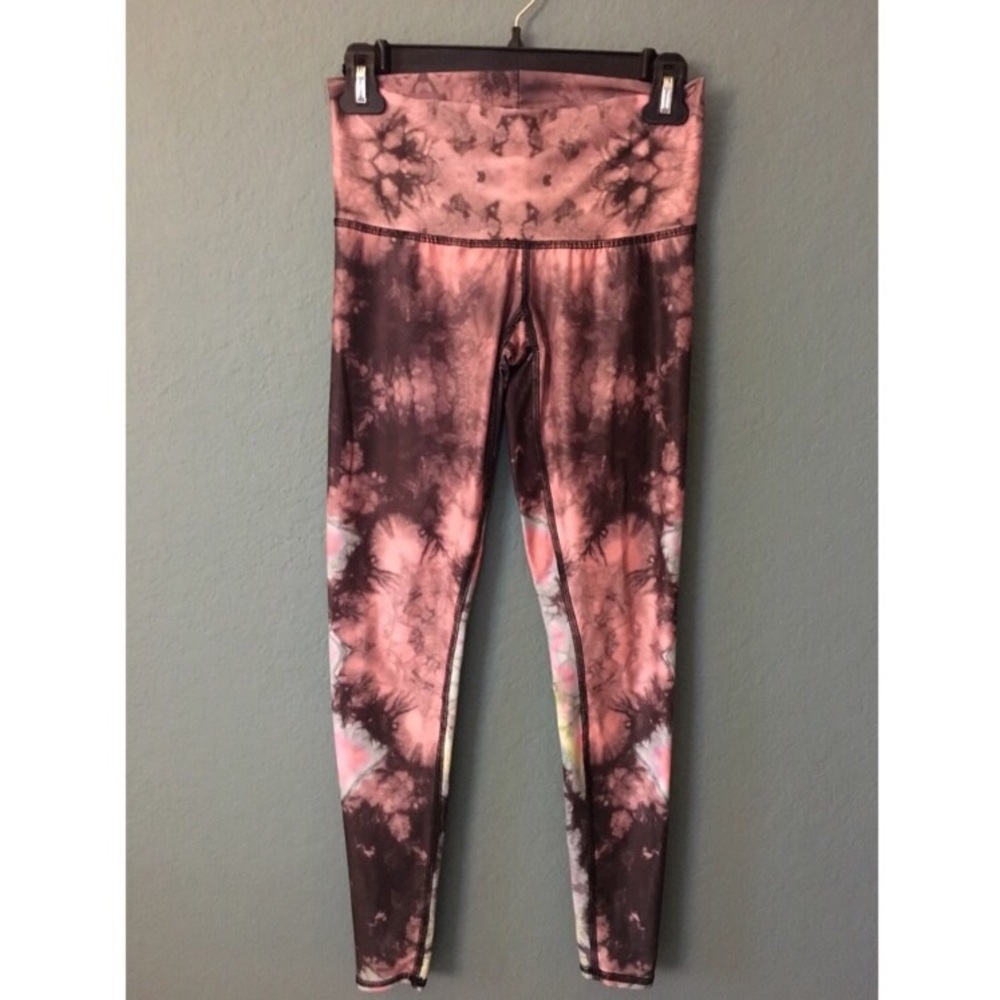 Teeki hot pants