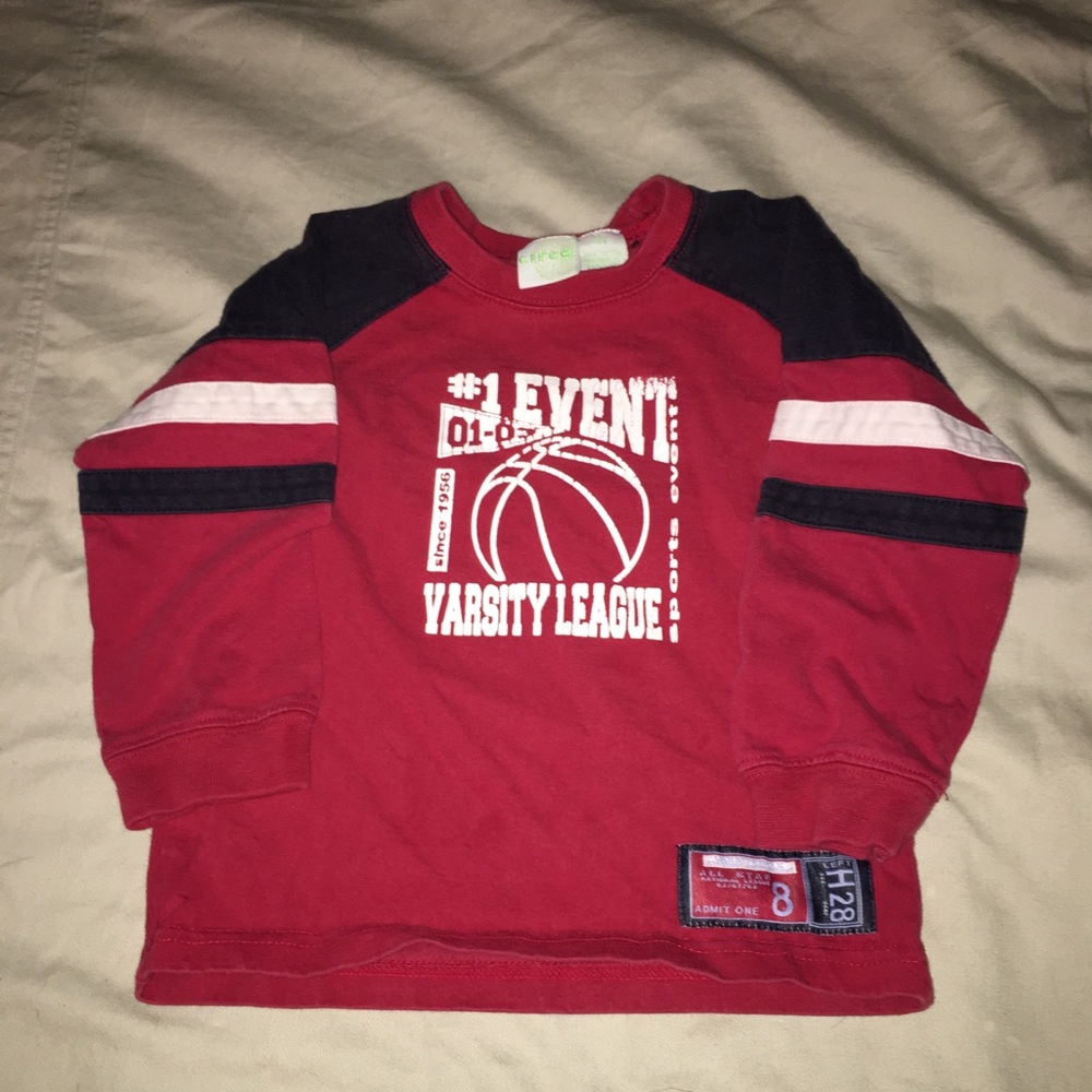 Boys 3t long sleeved top GUC