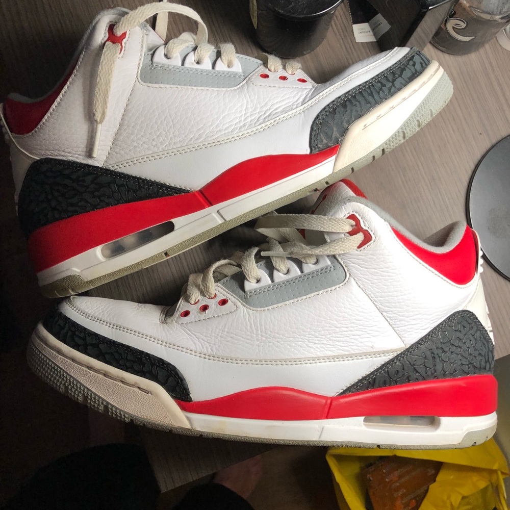 Jordan Fire Red 3s