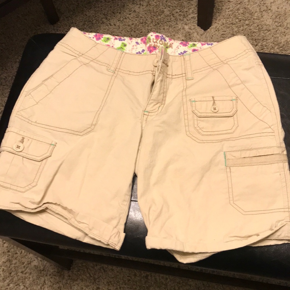 Arizona khaki