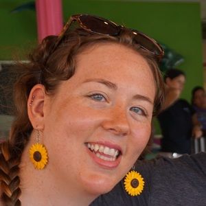 Meet your Posher, Eve