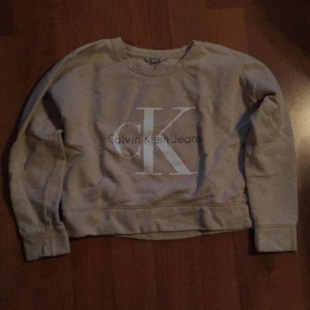 Sweatshirt