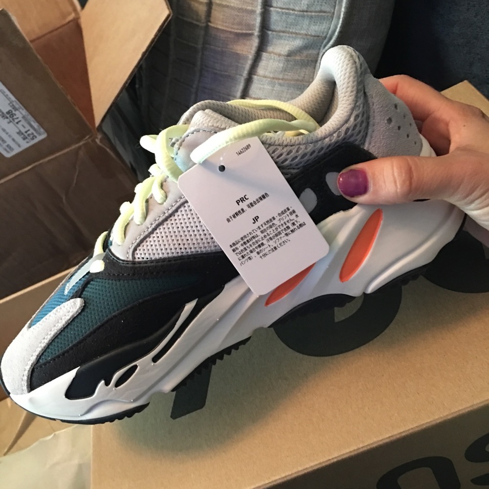 SOLD! Authentic Yeezy  Boost 700 Wave Runner