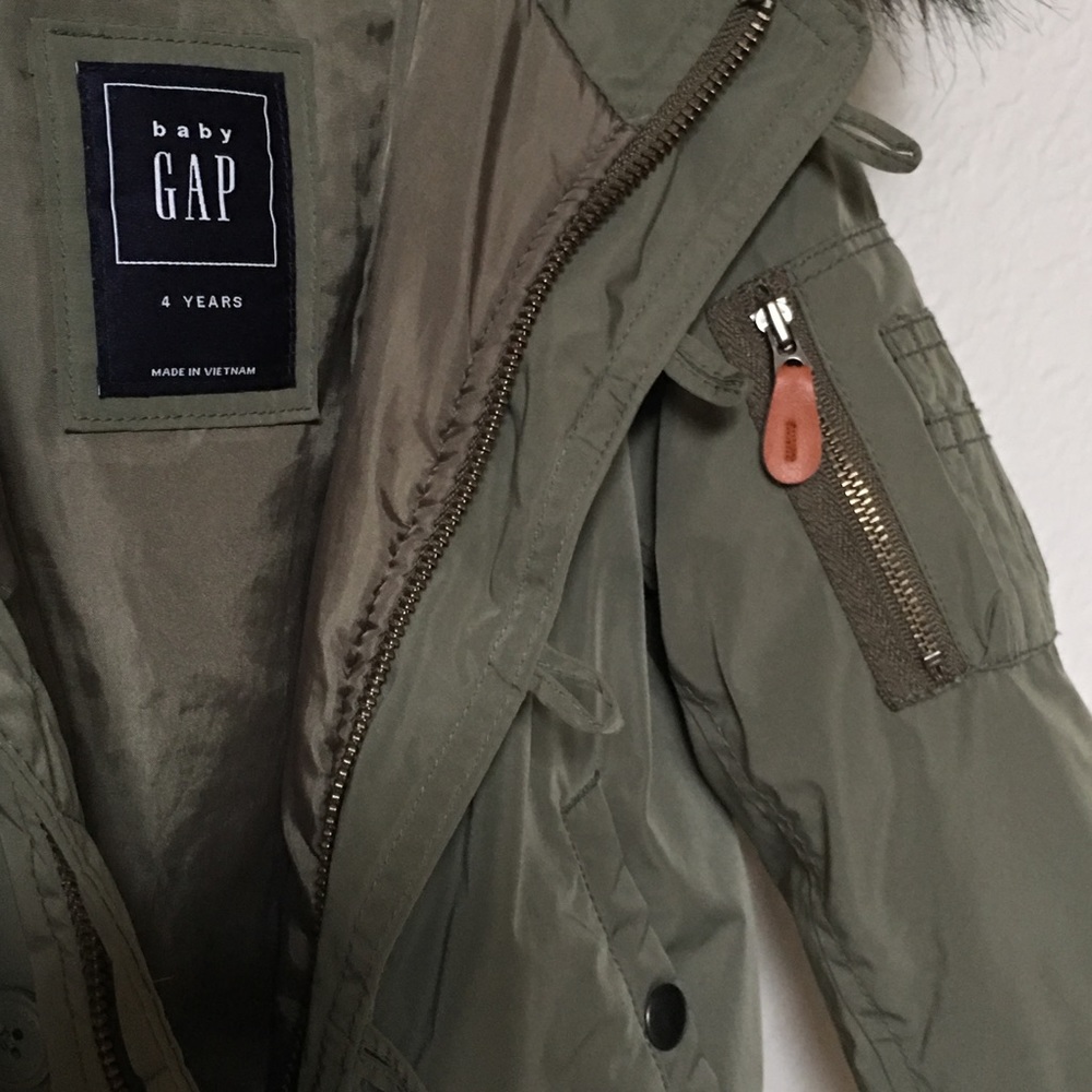 ❌❌❌SOLD❌❌❌Gap Jacket - Picture 2 of 3