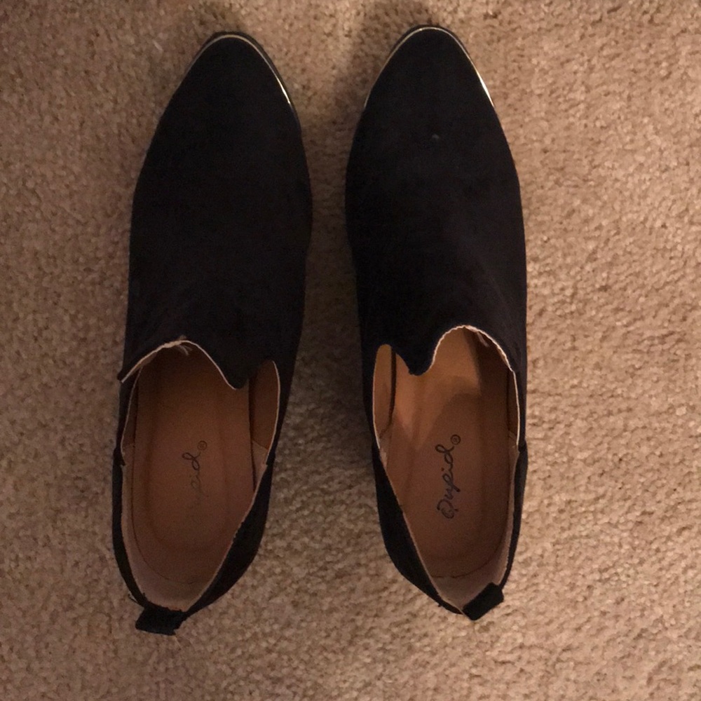 Booties - Picture 4 of 4