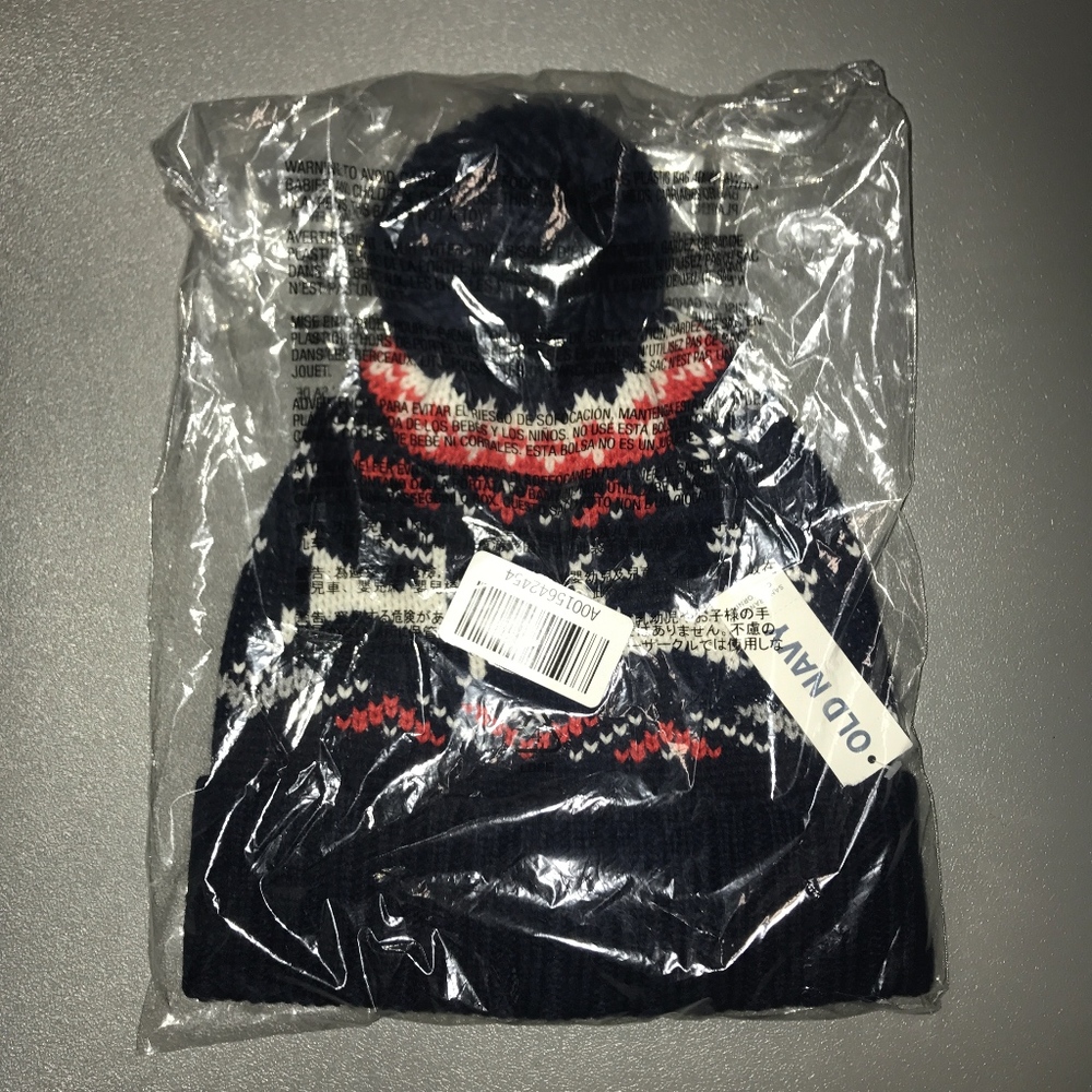 LAST ONE!! OLD NAVY Knit Pom Sweater Beanie - Picture 3 of 3