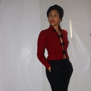 Fitted Elegant Cashmere Sweater