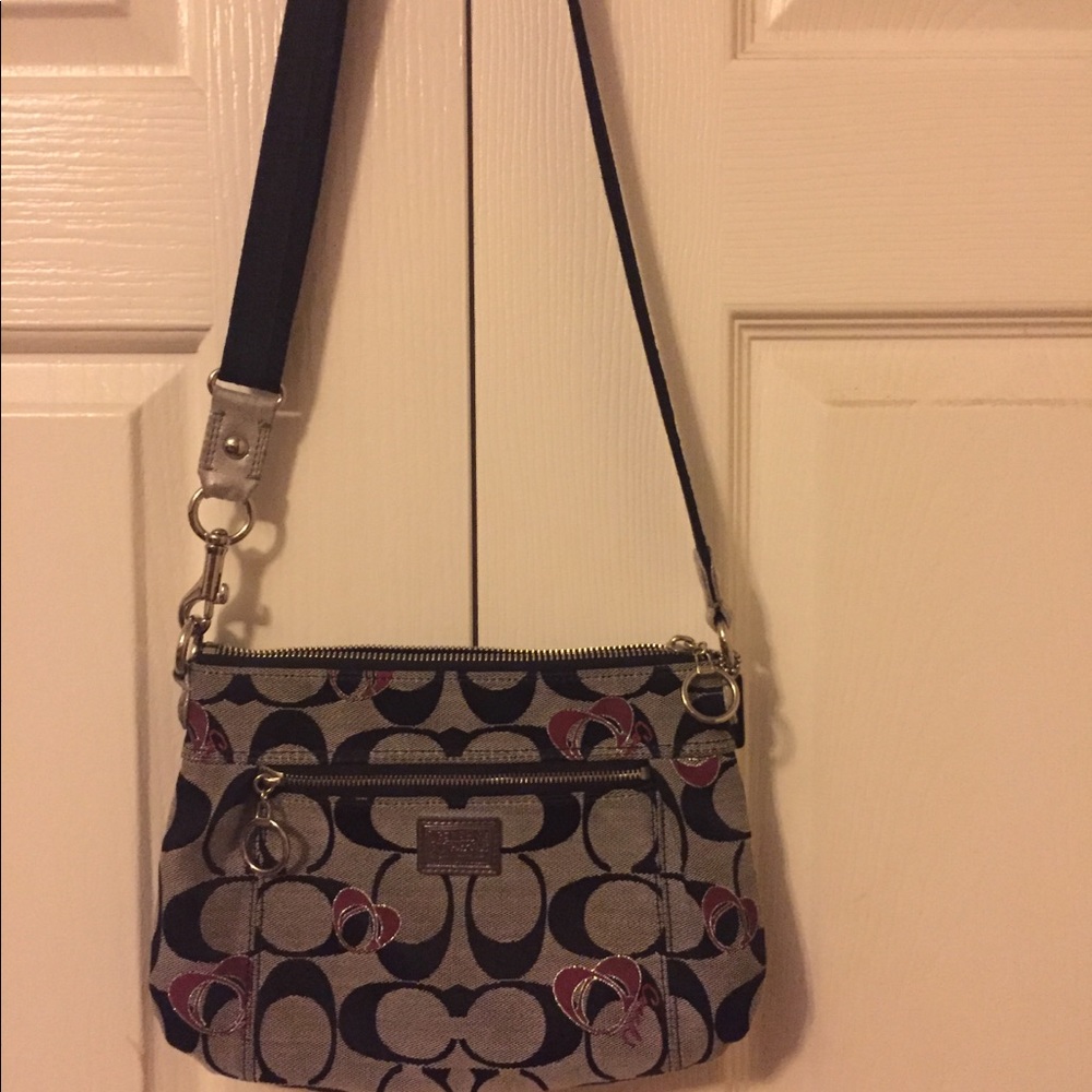 🔴SOLD🔴 Authentic Rare Coach Poppy Crossbody