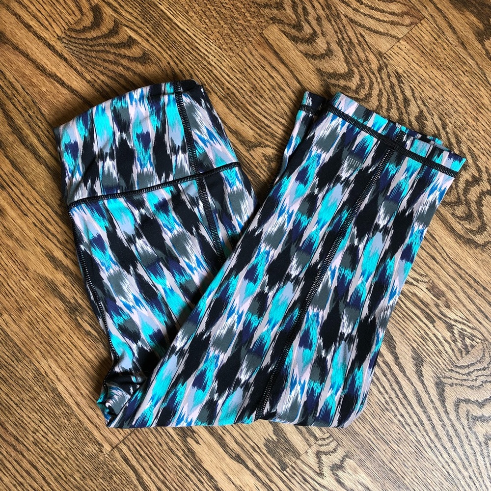 VSX Knockout Crop EUC