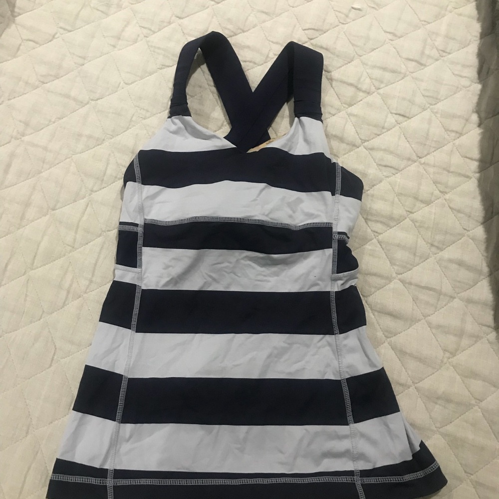 Lulu lemon size 4 tank