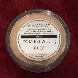 MARY KAY mineral powder foundation