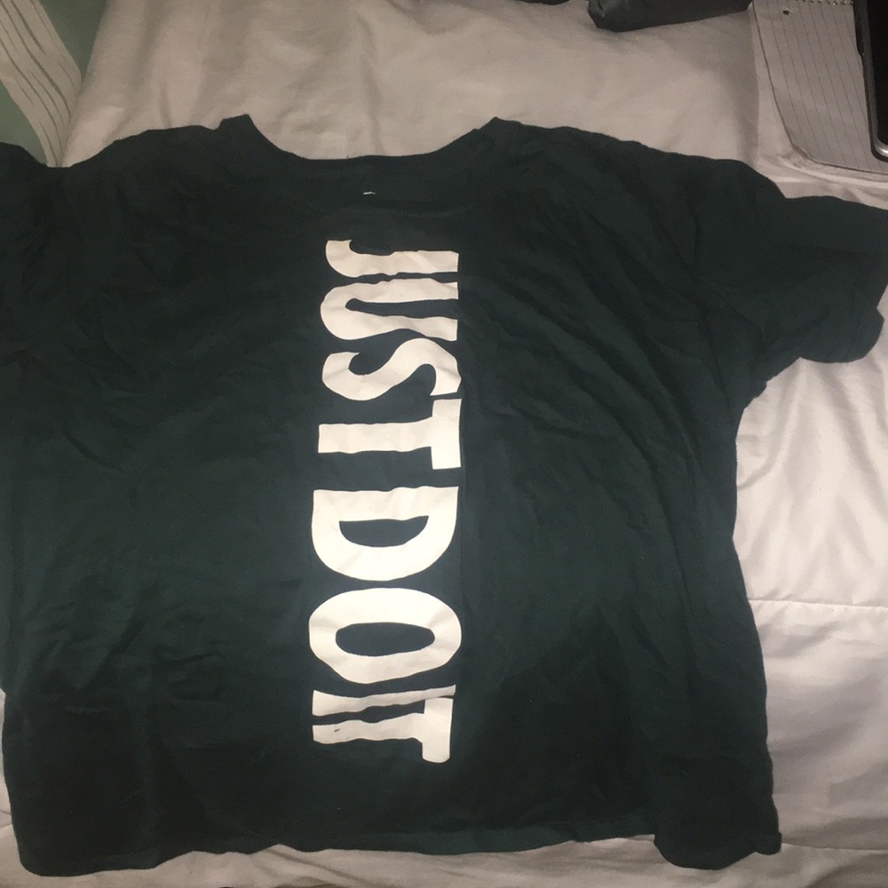 Nike tee shirt