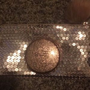 MAC Extra Dimension Skin Finish