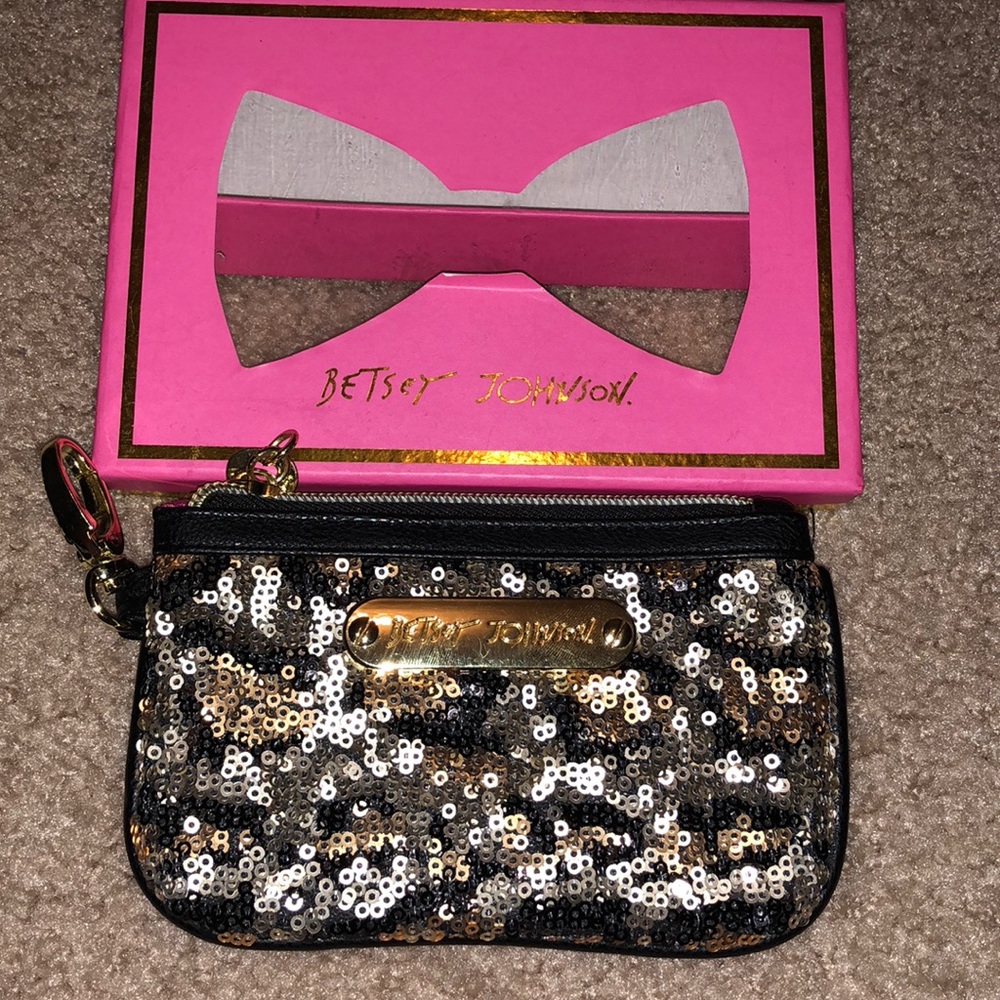 Wristlet