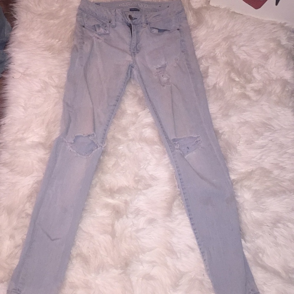 American eagle ripped jeans