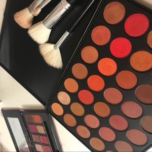 Meet your Posher, Lily