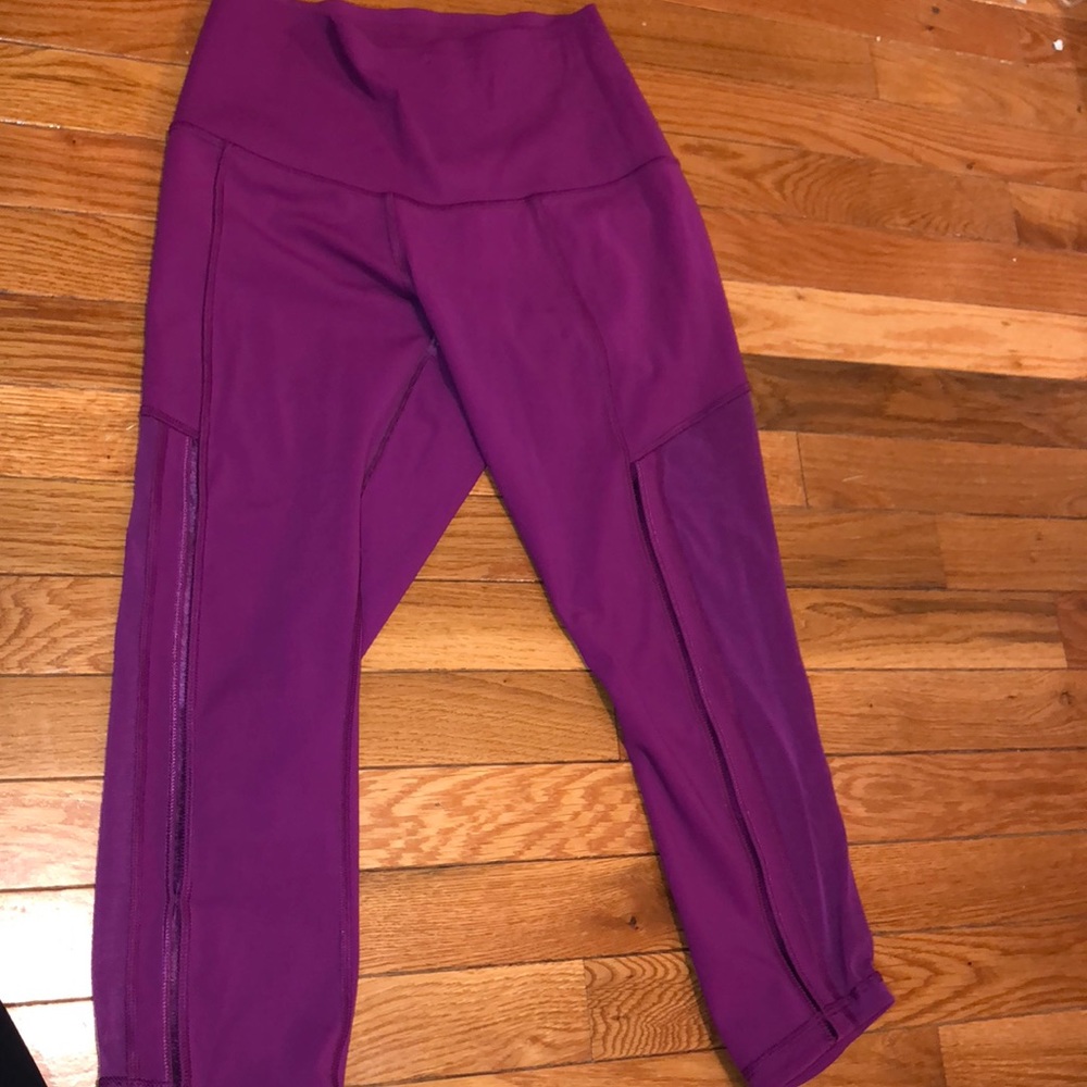 Lulu Lemmon crop leggings!