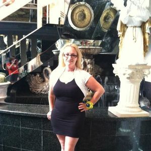 Meet your Posher, Angela