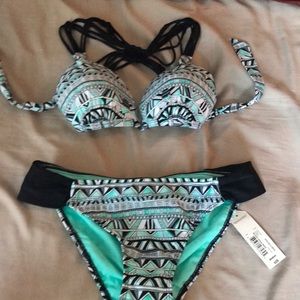 Arizona bikini
