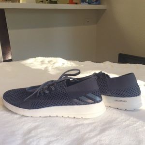 Men’s adidas cloud foam shoes