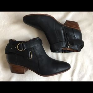 Clarks Indigo Spye Belle Boots Size 10 EUC