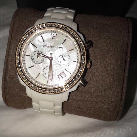 Michael kors watches willing to trade gold & white - Picture 1 of 3