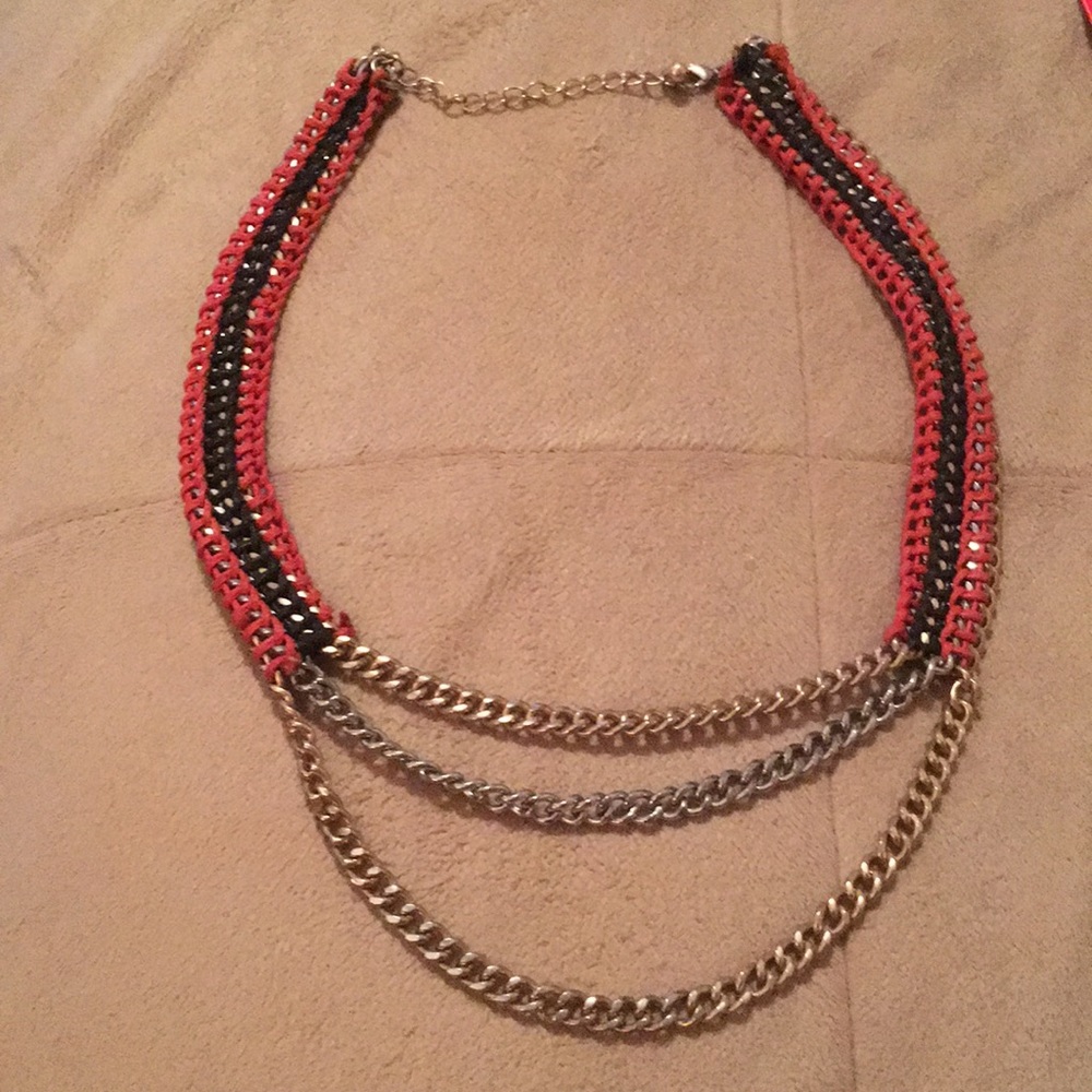 2 tone metal and two color necklace