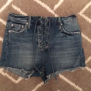 Tularosa jean lace up shorts size 25