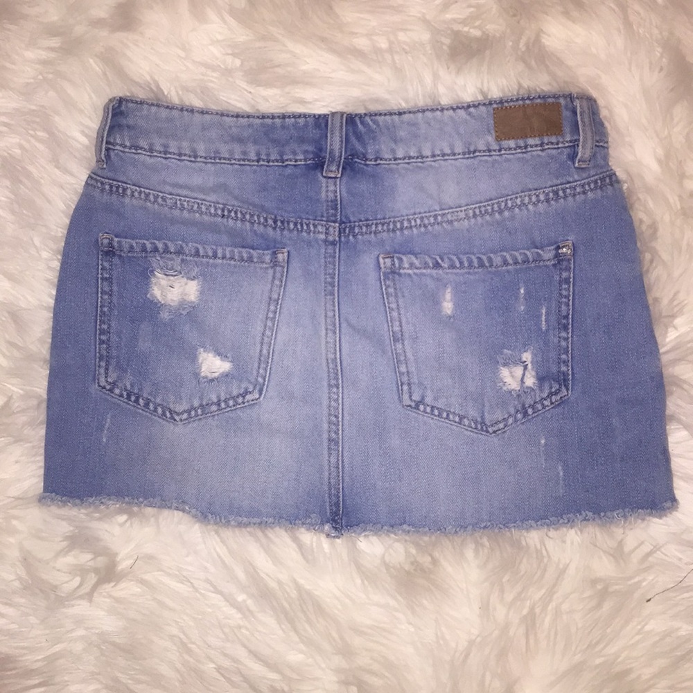 Ripped jean skirt - Picture 2 of 2