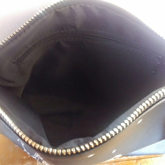 Bumble and bumble Ltd Ed Holiday Cosmetic Case - Picture 5 of 8