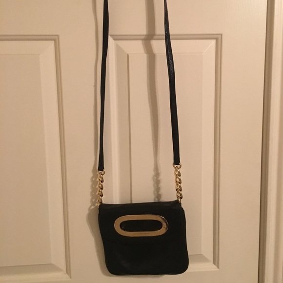 Michael Kors Handbags - Michael Kors Crossbody Purse