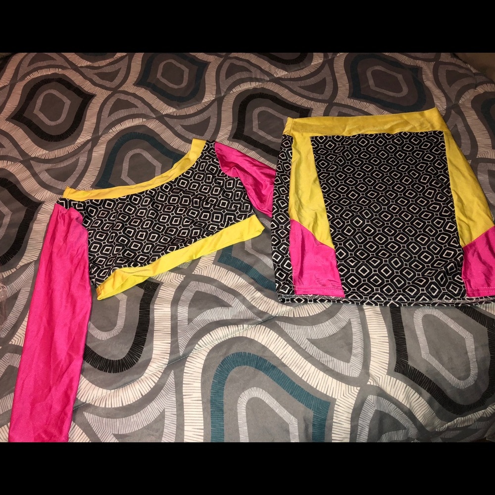 2pc fitted Skirt set w/ half top