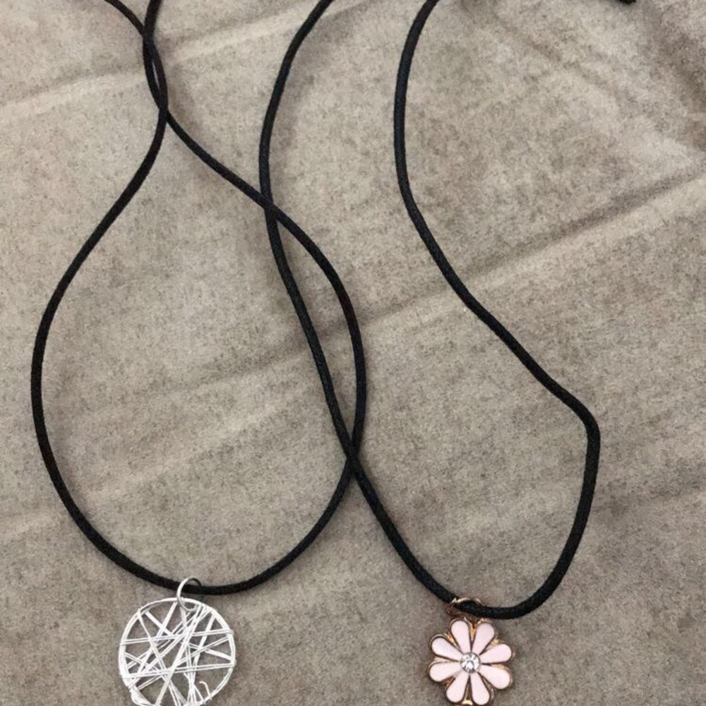 handmade chokers! - Picture 2 of 7