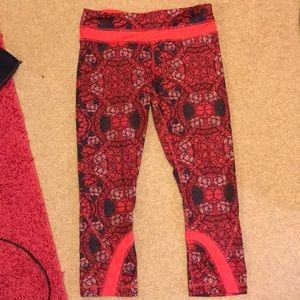 Lululemon floral print yoga pants!