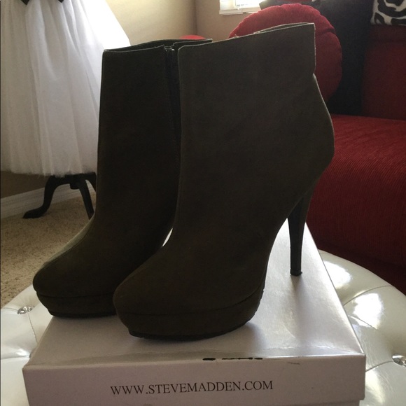 Steve Madden Booties - Picture 3 of 3