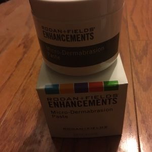 Rodan& Fields microdermabrasion paste