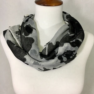 NWT Mossimo Black, White and Gray Floral Scarf