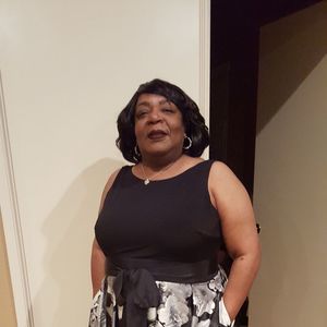 Meet your Posher, Cynthia