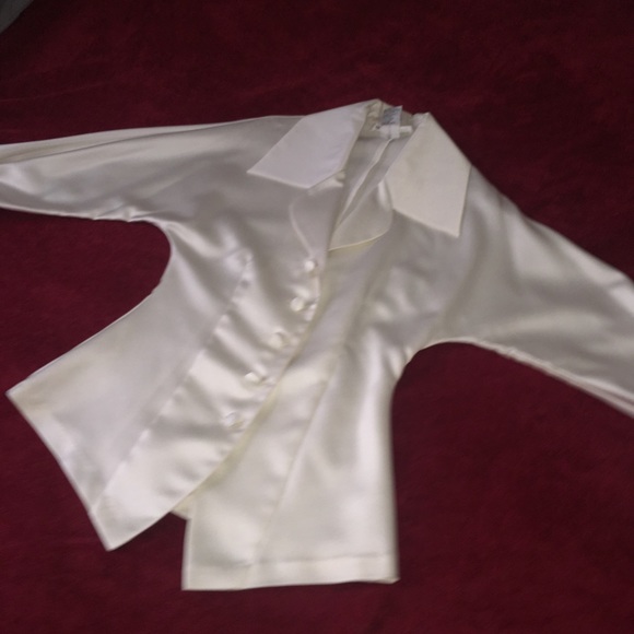 Andrea Jovine Blouse - Picture 1 of 8