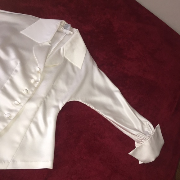 Andrea Jovine Blouse - Picture 2 of 8