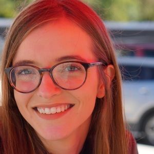 Meet your Posher, Stacie